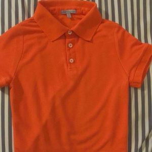 Cropped orange shirt